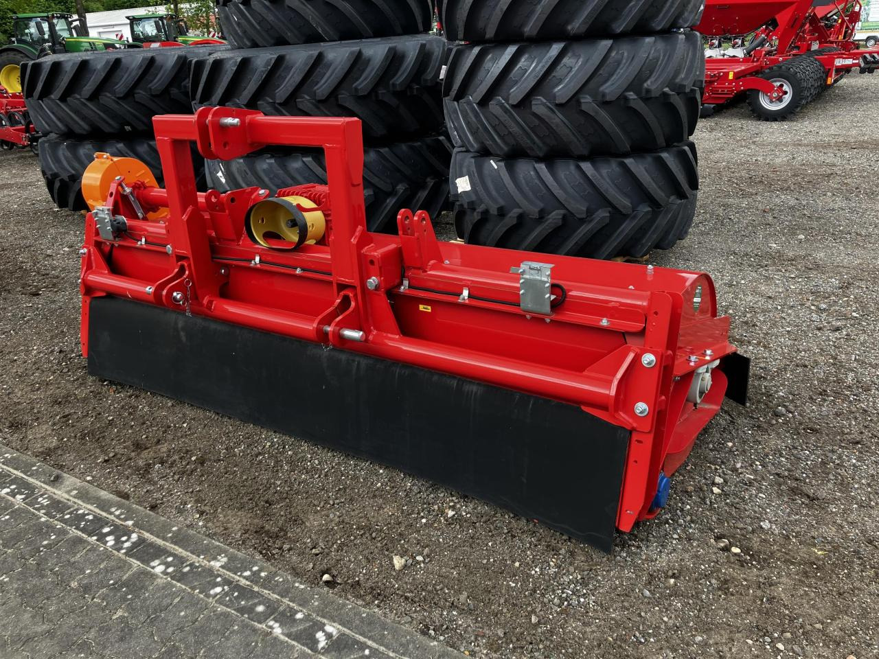 Dücker UM-27 F G7 - Flail mower: picture 1 Dücker UM-27 F G7 - Flail mower: picture 1