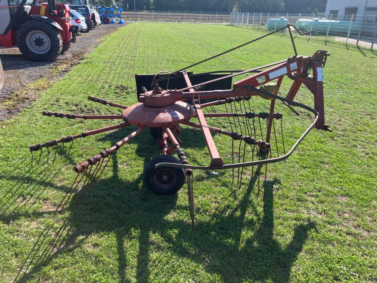 Fella TS 325 - Tedder/ Rake: picture 4 Fella TS 325 - Tedder/ Rake: picture 4