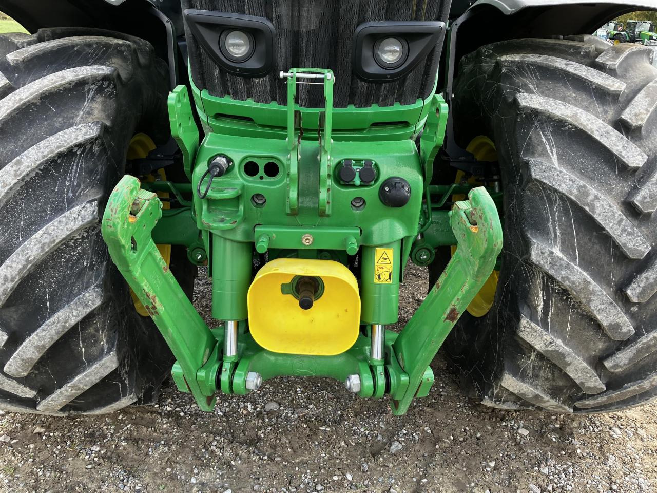 John Deere 6250R - Farm tractor: picture 4 John Deere 6250R - Farm tractor: picture 4