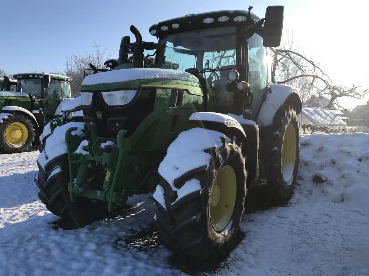John Deere 6R 140 - Farm tractor: picture 2 John Deere 6R 140 - Farm tractor: picture 2