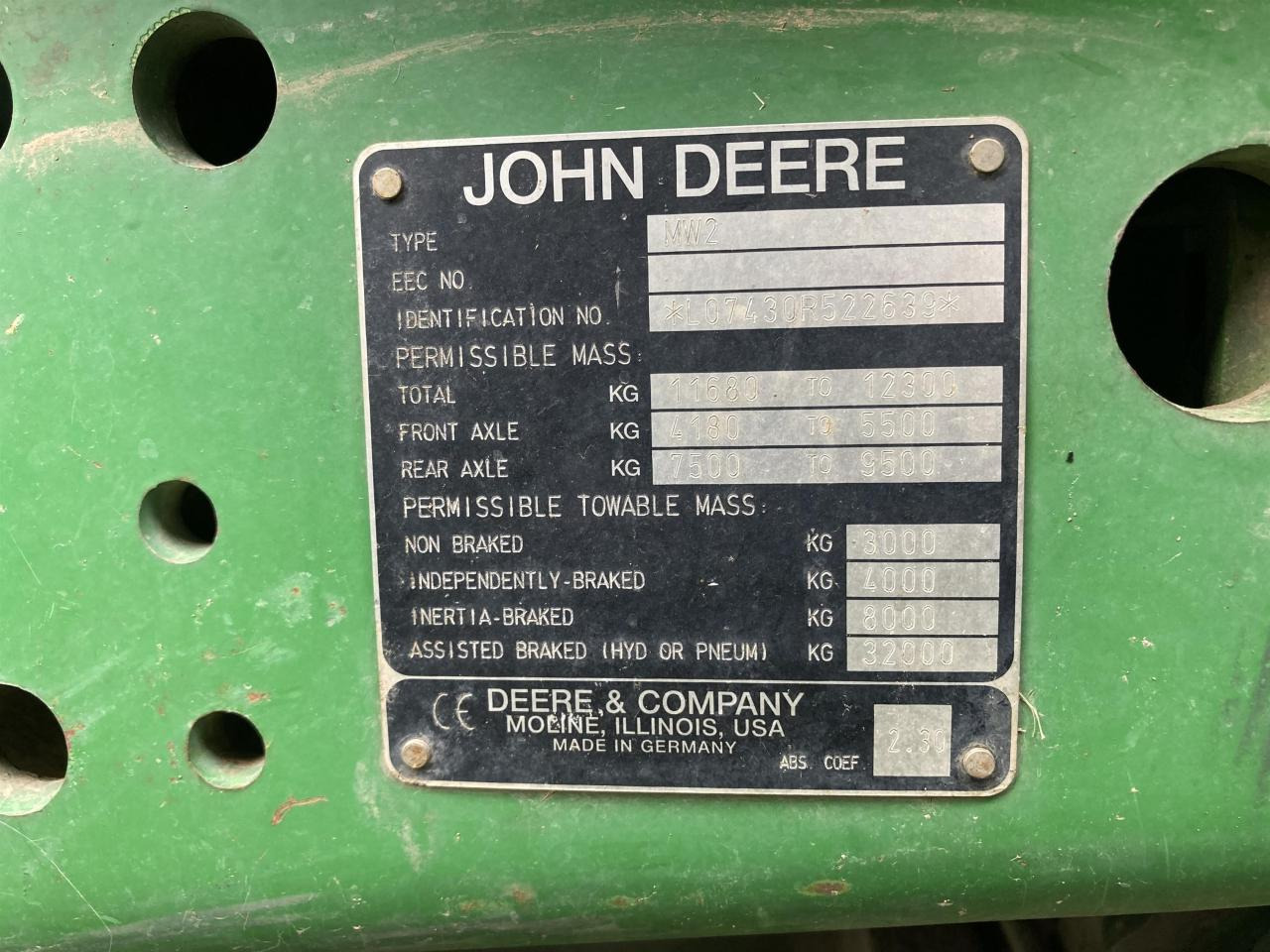 Farm tractor John Deere 7430: picture 18