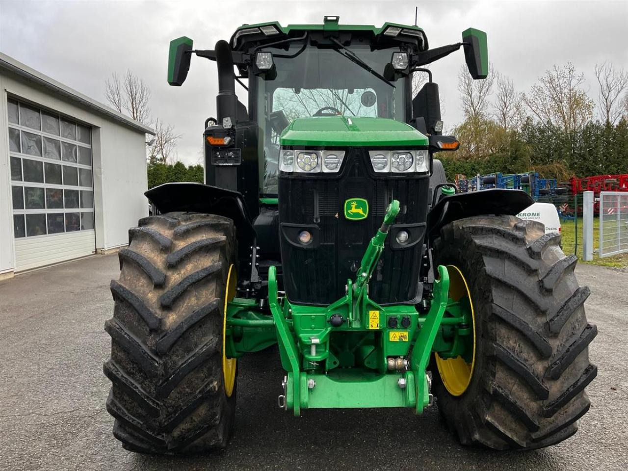 John Deere 7R 350 - Farm tractor: picture 4 John Deere 7R 350 - Farm tractor: picture 4