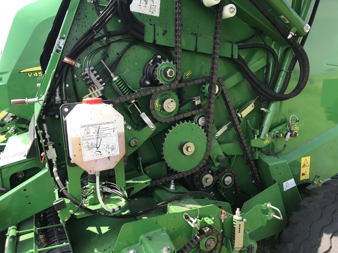 Round baler John Deere V461M: picture 7