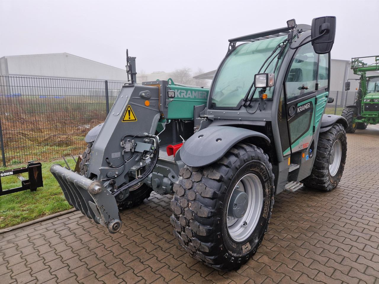 Telescopic handler Kramer KT557: picture 1