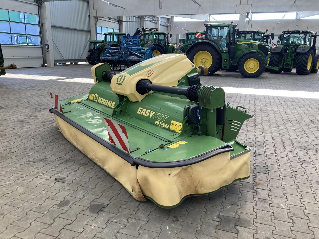 Krone EC F 320 CV - Kat. 2 - Mower: picture 3 Krone EC F 320 CV - Kat. 2 - Mower: picture 3