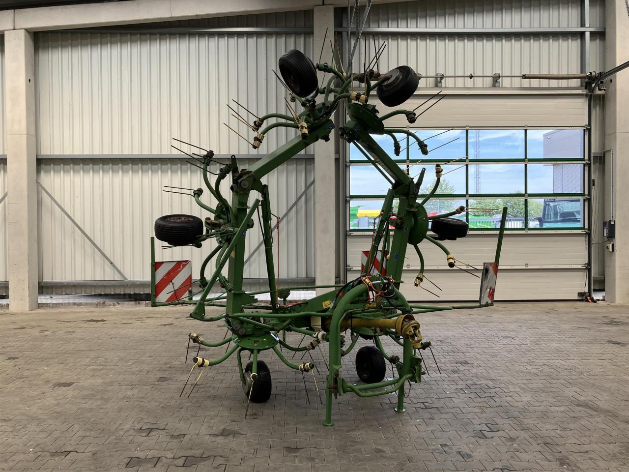 Krone KW 7.70/6x7 - Tedder/ Rake: picture 2 Krone KW 7.70/6x7 - Tedder/ Rake: picture 2