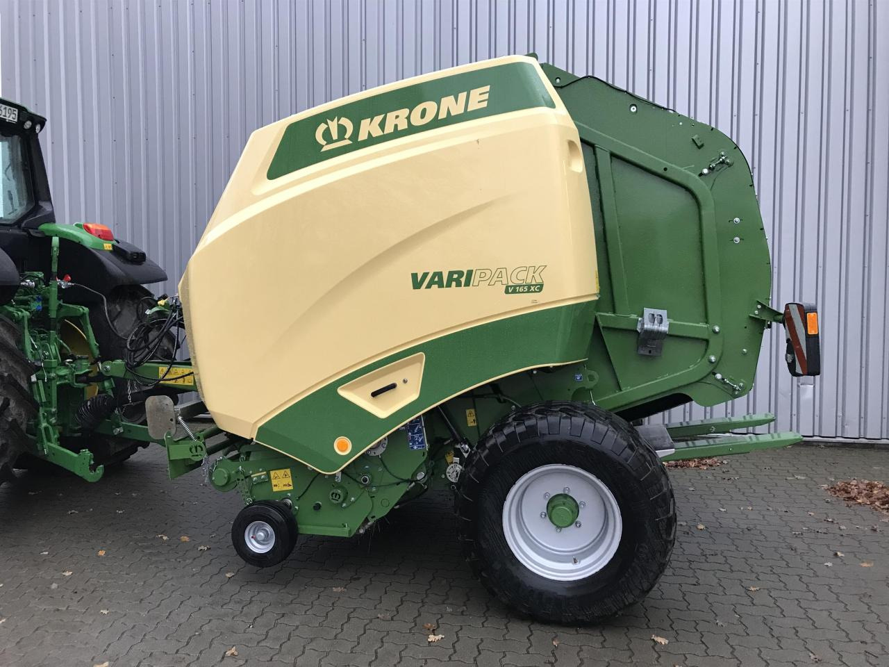 Krone V 165 XC VariPack - Round baler: picture 1 Krone V 165 XC VariPack - Round baler: picture 1