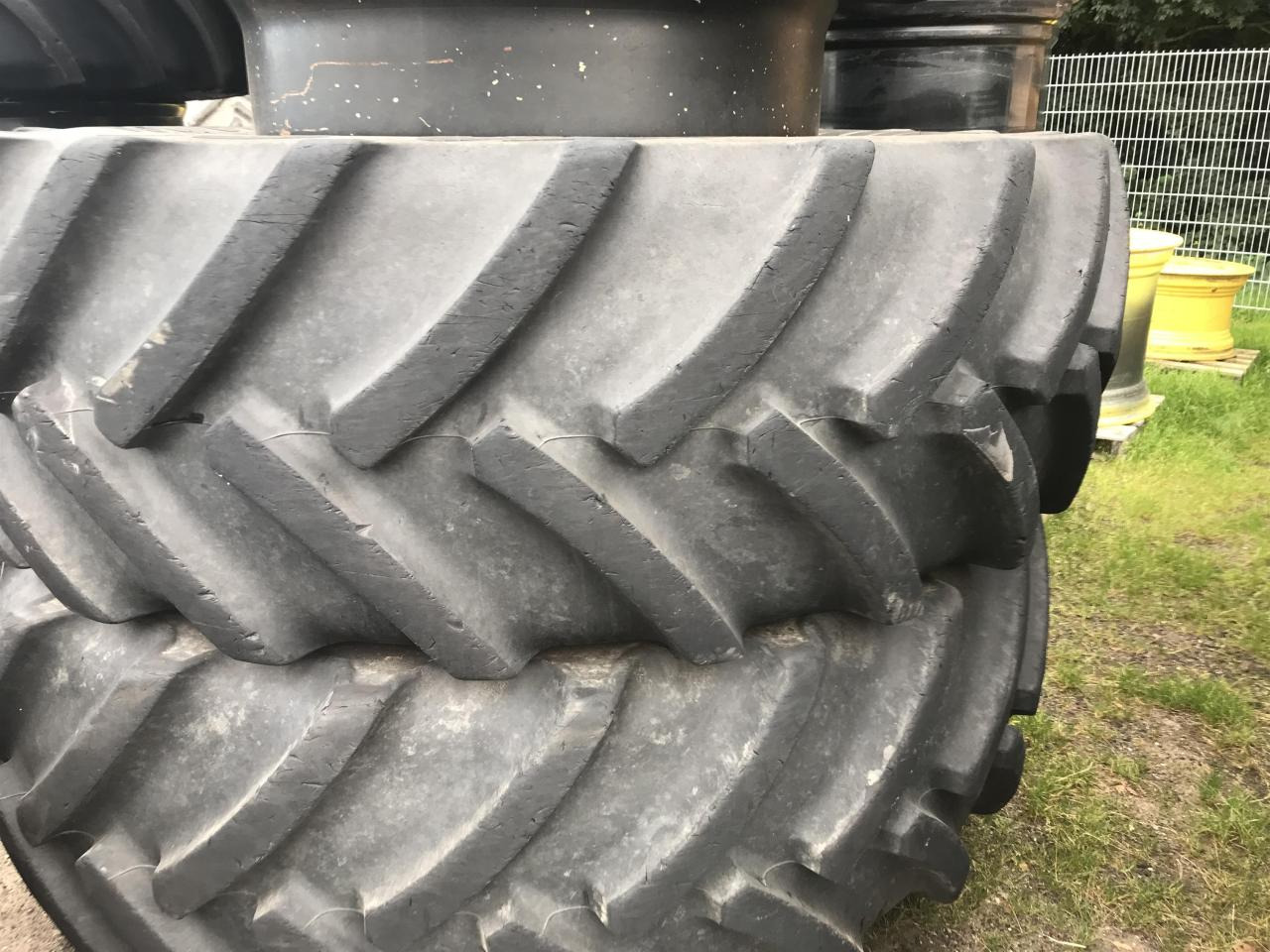 Mitas 680/80R42 - Tire for Agricultural machinery: picture 3 Mitas 680/80R42 - Tire for Agricultural machinery: picture 3