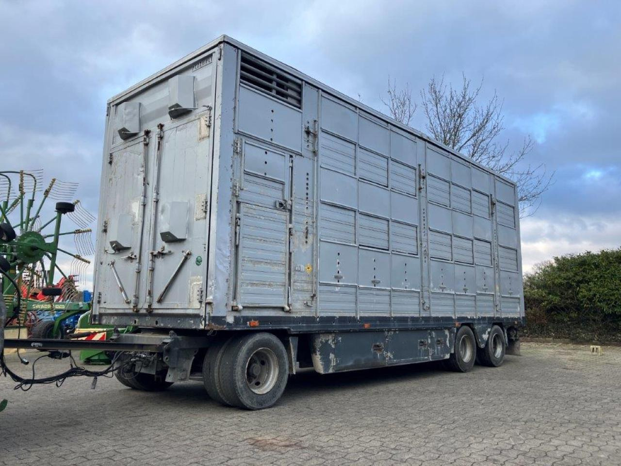 Pezzaioli 3-Stock - Farm trailer: picture 2 Pezzaioli 3-Stock - Farm trailer: picture 2