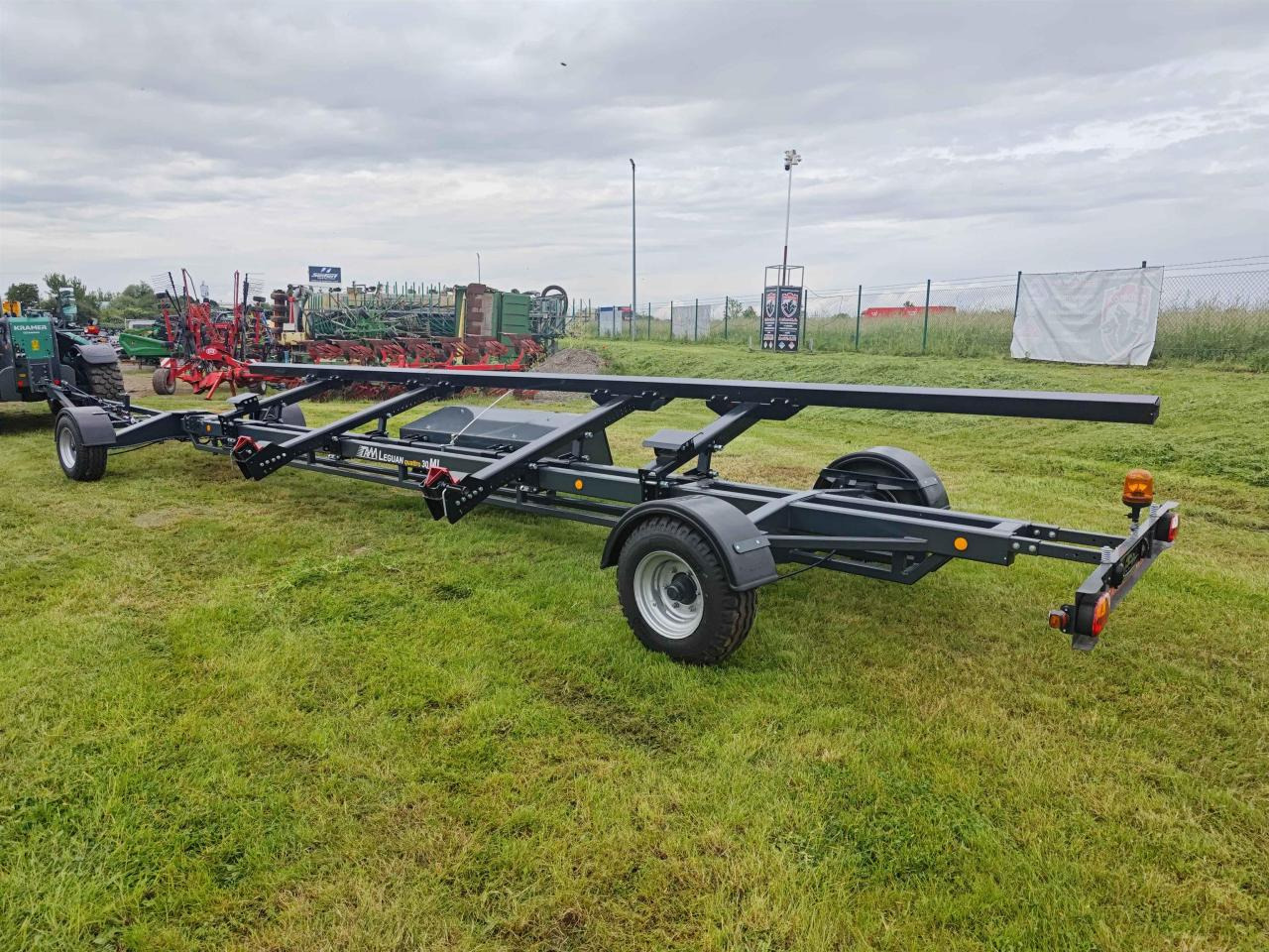 TAM Leguan Quattro ML 30ft - Grain header: picture 4 TAM Leguan Quattro ML 30ft - Grain header: picture 4