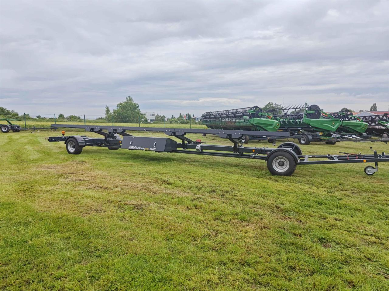 TAM Leguan Quattro ML 30ft - Grain header: picture 2 TAM Leguan Quattro ML 30ft - Grain header: picture 2