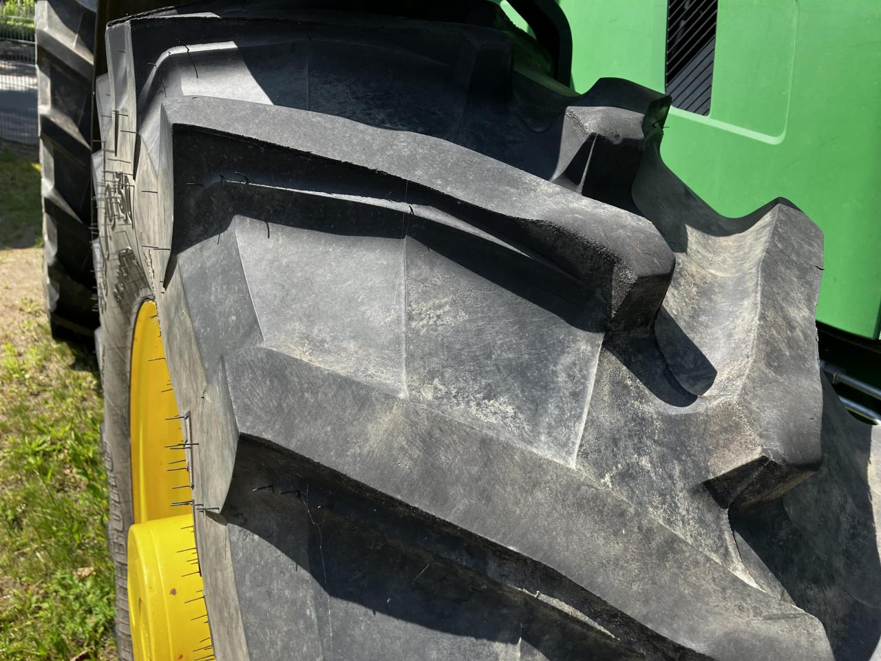 Trelleborg 480/70R30 - Tire for Agricultural machinery: picture 3 Trelleborg 480/70R30 - Tire for Agricultural machinery: picture 3