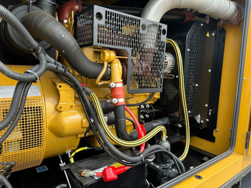Generator set Caterpillar DE110E2 110 kVA Silent generatorset as New ! 121 hours XXL tank: picture 7