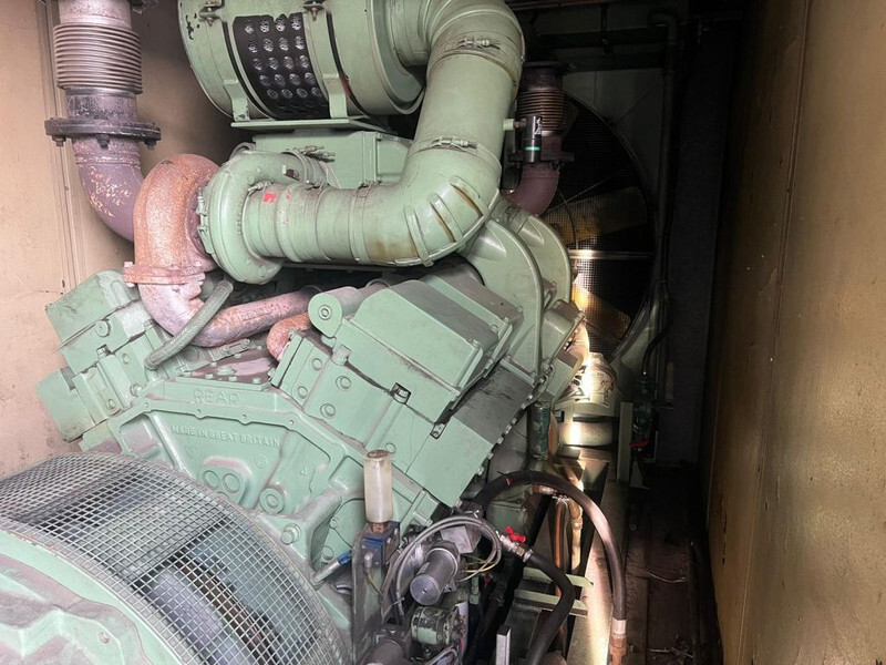 Generator set Cummins KTA 38 G1 Leroy Somer 1500 kVA Silent generatorset in 40 ft container: picture 6 Generator set Cummins KTA 38 G1 Leroy Somer 1500 kVA Silent generatorset in 40 ft container: picture 6