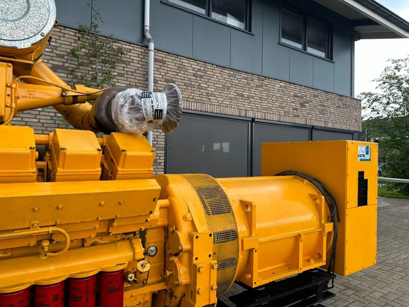 Generator set Cummins KTA 50 G1 SDMO Leroy Somer 1125 kVA generatorset ex emergency 580 hours: picture 10