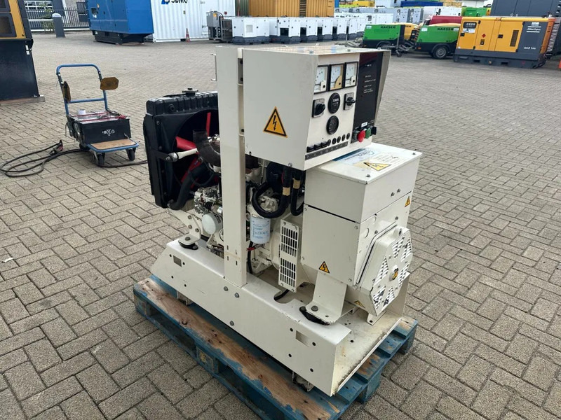 Generator set FG Wilson Lister Stamford 11.5 kVA generatorset: picture 8 Generator set FG Wilson Lister Stamford 11.5 kVA generatorset: picture 8