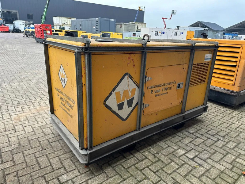 Generator set Himoinsa Iveco Stamford 40 kVA Silent generatorset: picture 7 Generator set Himoinsa Iveco Stamford 40 kVA Silent generatorset: picture 7