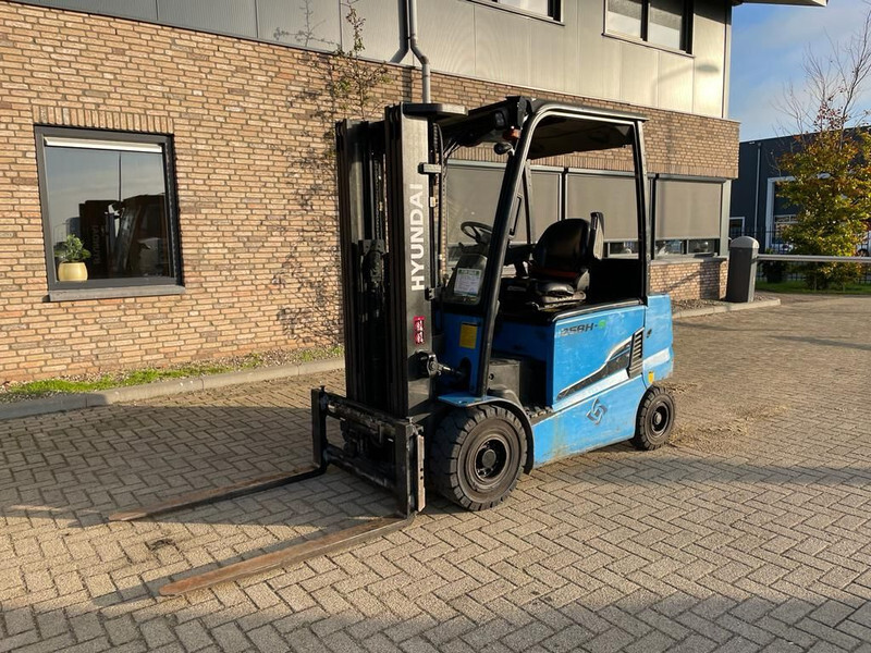 Hyundai 25BH-9 Elektra 2.5 ton Triplex Freelift Sideshift Heftruck - Electric forklift: picture 2 Hyundai 25BH-9 Elektra 2.5 ton Triplex Freelift Sideshift Heftruck - Electric forklift: picture 2