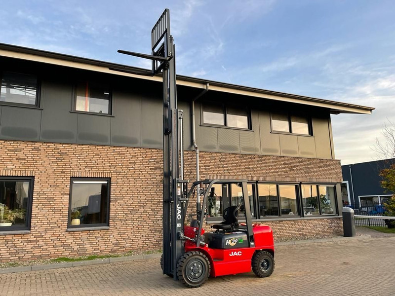 New Diesel forklift Isuzu JAC CPCD30 3 ton Triplex Freelift Sideshift Diesel Heftruck New !: picture 6