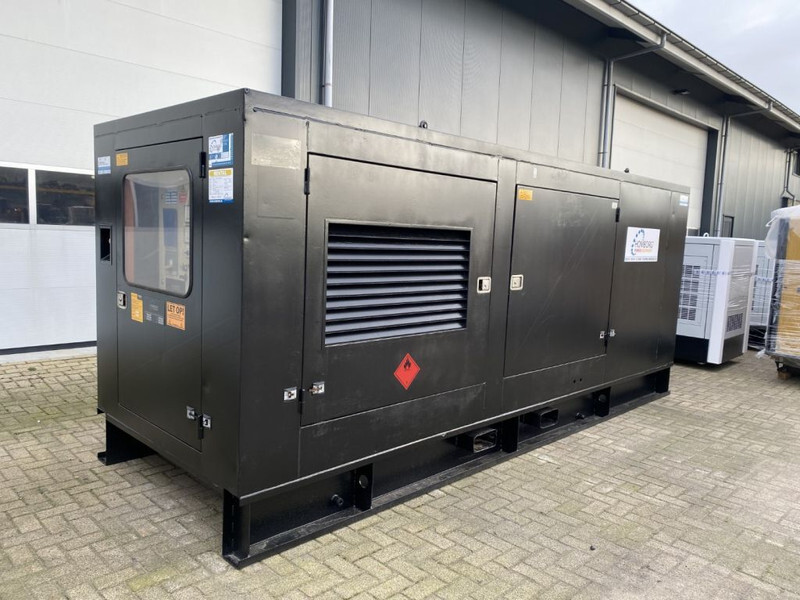 Iveco 8210 Mecc Alte Spa 330 kVA Silent generatorset - Generator set: picture 5 Iveco 8210 Mecc Alte Spa 330 kVA Silent generatorset - Generator set: picture 5