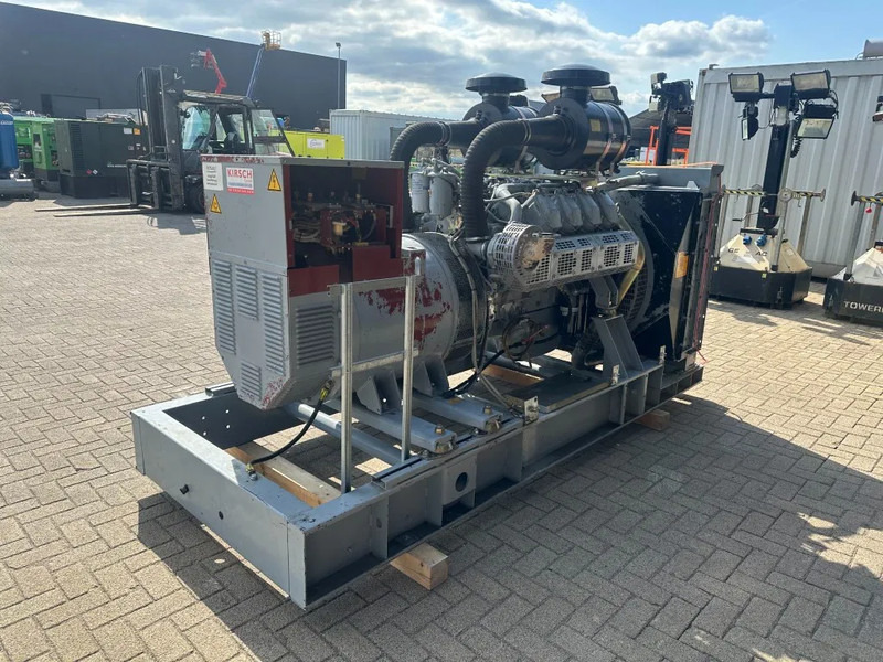 Generator set Iveco GE 8281 SRI27 00A71 Mecc Alte Spa 450 kVA generatorset ex Emergency 160 hours: picture 10