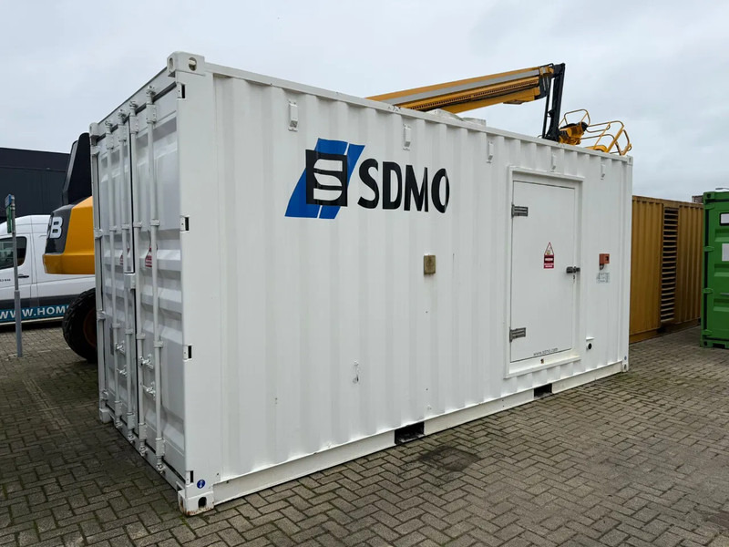 SDMO MTU 12V 2000 Leroy Somer 910 kVA Silent generatorset in 20 ft container - Generator set: picture 1 SDMO MTU 12V 2000 Leroy Somer 910 kVA Silent generatorset in 20 ft container - Generator set: picture 1