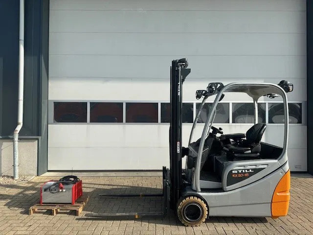 Still RX20-15 1.5 ton Triplex Freelift Sideshift Elekta Heftruck - Electric forklift: picture 1 Still RX20-15 1.5 ton Triplex Freelift Sideshift Elekta Heftruck - Electric forklift: picture 1