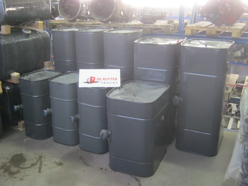 DAF Brandstoftanks voor LF - Fuel tank for Truck: picture 1 DAF Brandstoftanks voor LF - Fuel tank for Truck: picture 1