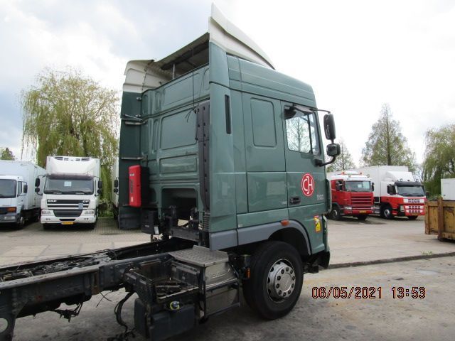 DAF XF 105 SPACE CABINE XF 105 EURO 5 - Cab and interior: picture 3 DAF XF 105 SPACE CABINE XF 105 EURO 5 - Cab and interior: picture 3