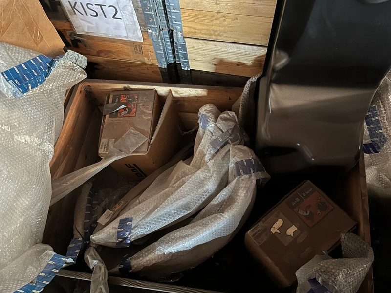 DAF diverse NOS oude voorraad nieuwe delen - Engine gasket for Truck: picture 3 DAF diverse NOS oude voorraad nieuwe delen - Engine gasket for Truck: picture 3