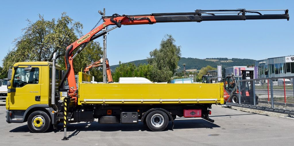 MAN TGL 12.220 Kipper 5,05 m + PK 8501 B *TOPZUSTAND MAN TGL 12.220 Kipper 5,05 m + PK 8501 B *TOPZUSTAND - Crane truck, Tipper: picture 5 MAN TGL 12.220 Kipper 5,05 m + PK 8501 B *TOPZUSTAND MAN TGL 12.220 Kipper 5,05 m + PK 8501 B *TOPZUSTAND - Crane truck, Tipper: picture 5
