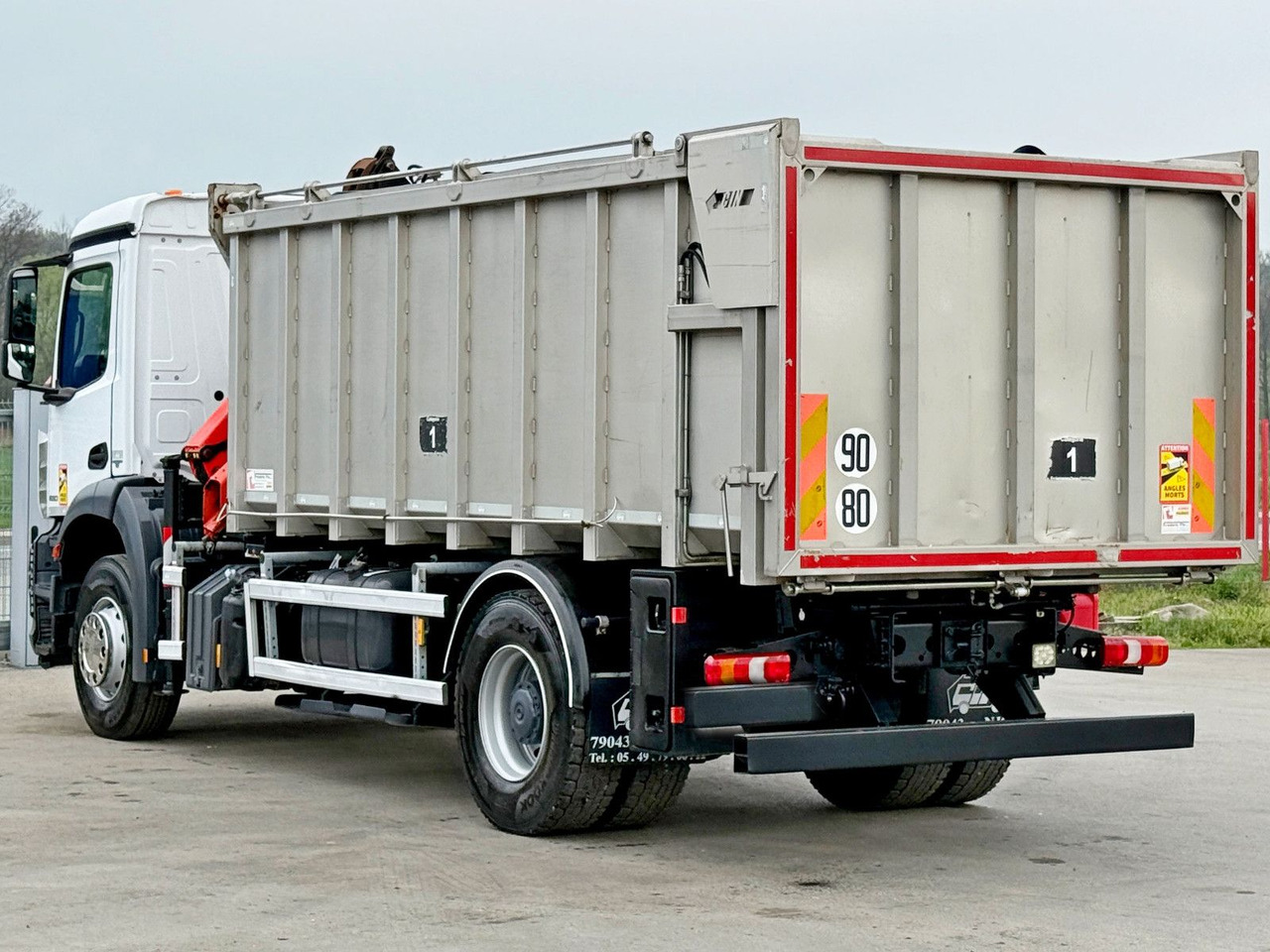 Mercedes-Benz AROCS 1830* KIPPER 5,00m * PK 7.501 SLD A + FUNK on lease Mercedes-Benz AROCS 1830* KIPPER 5,00m * PK 7.501 SLD A + FUNK: picture 9