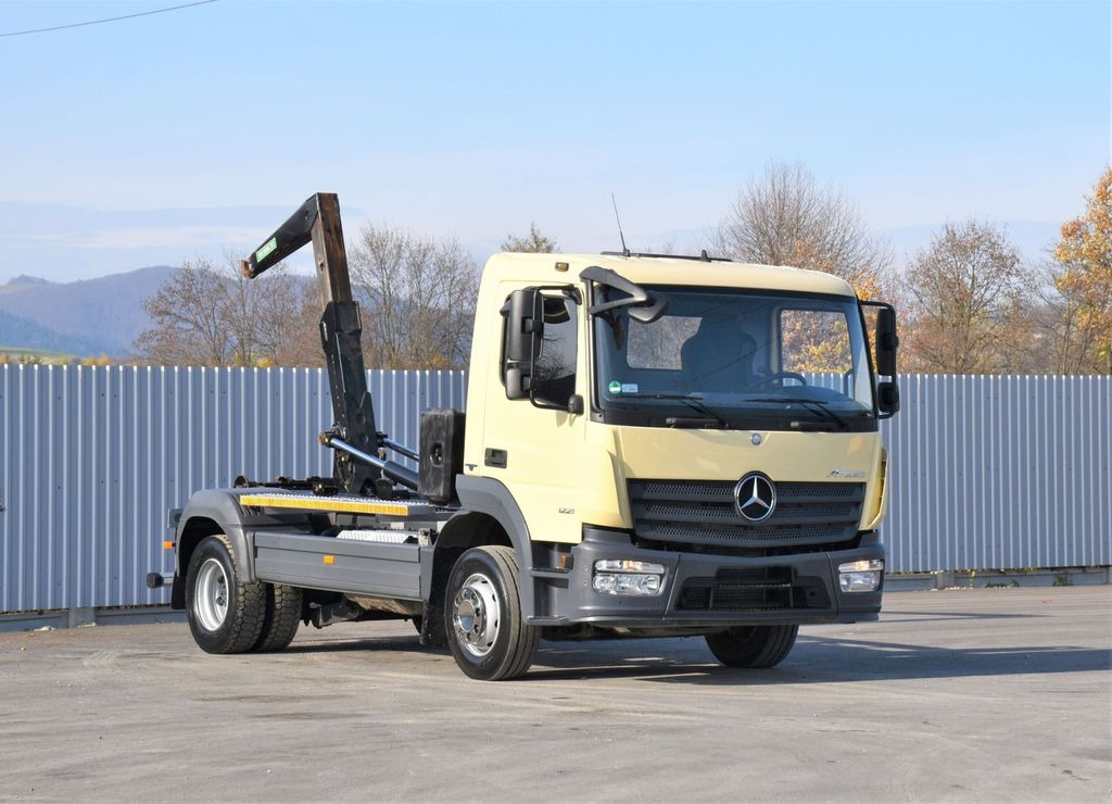 Mercedes-Benz ATEGO 1221 * ABROLLKIPPER * TOPZUSTAND Mercedes-Benz ATEGO 1221 * ABROLLKIPPER * TOPZUSTAND - Hook lift truck, Crane truck: picture 1 Mercedes-Benz ATEGO 1221 * ABROLLKIPPER * TOPZUSTAND Mercedes-Benz ATEGO 1221 * ABROLLKIPPER * TOPZUSTAND - Hook lift truck, Crane truck: picture 1