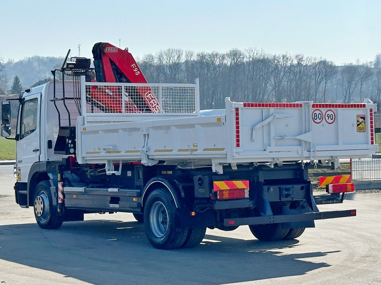 Mercedes-Benz ATEGO 1524 Kipper 4,35 m* FASSI F95A.21* TOP - Crane truck: picture 4 Mercedes-Benz ATEGO 1524 Kipper 4,35 m* FASSI F95A.21* TOP - Crane truck: picture 4