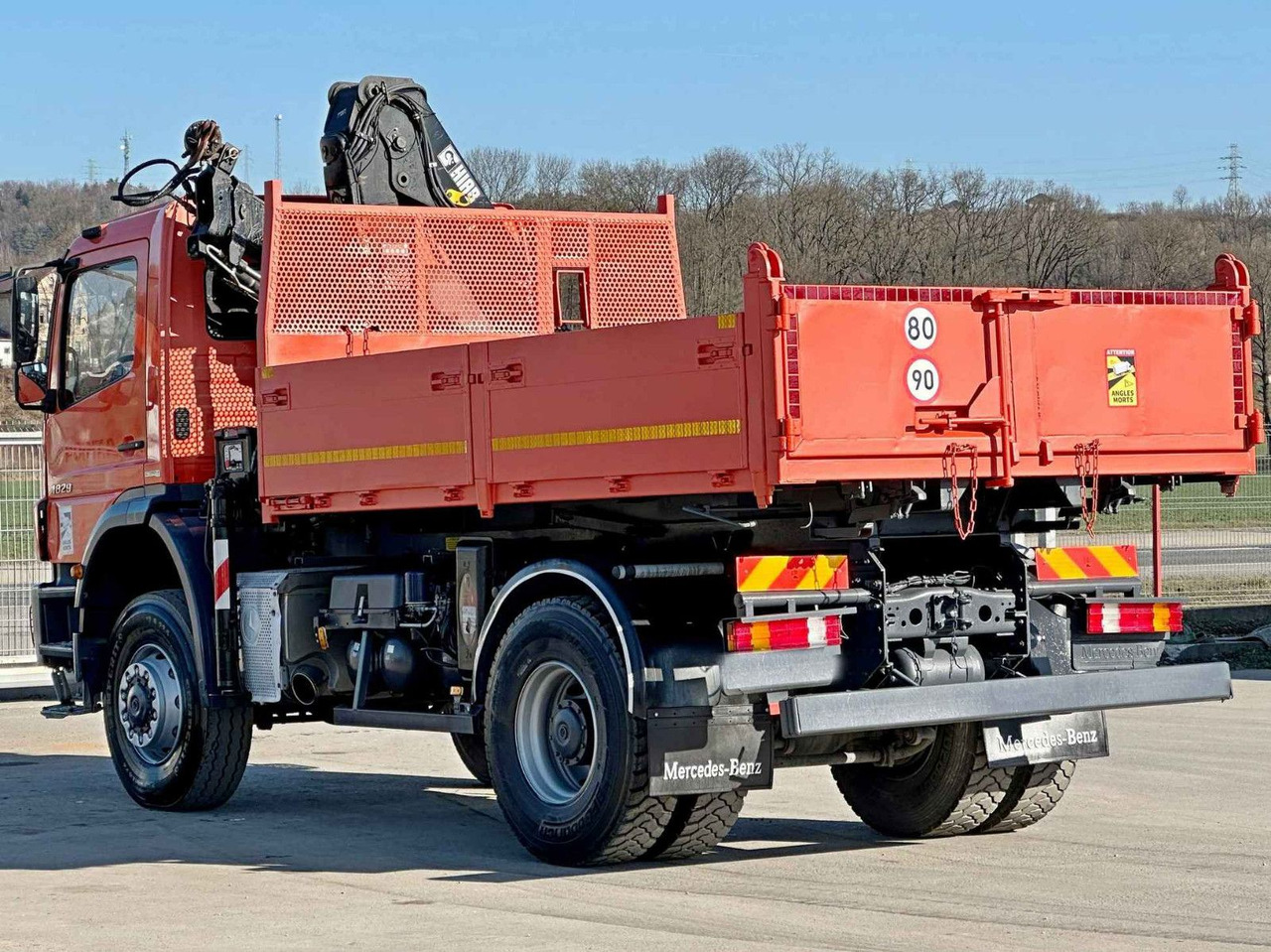 Mercedes-Benz AXOR 1829 * HIAB 1111 HIDUO + FUNK * TOP * 4x4 - Crane truck: picture 5 Mercedes-Benz AXOR 1829 * HIAB 1111 HIDUO + FUNK * TOP * 4x4 - Crane truck: picture 5