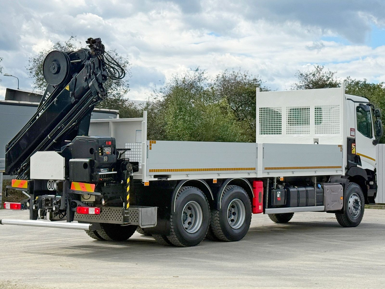 Crane truck Renault C 430 *HIAB X - HIPRO 192 ES -4 + FUNK* 6x4: picture 7 Crane truck Renault C 430 *HIAB X - HIPRO 192 ES -4 + FUNK* 6x4: picture 7