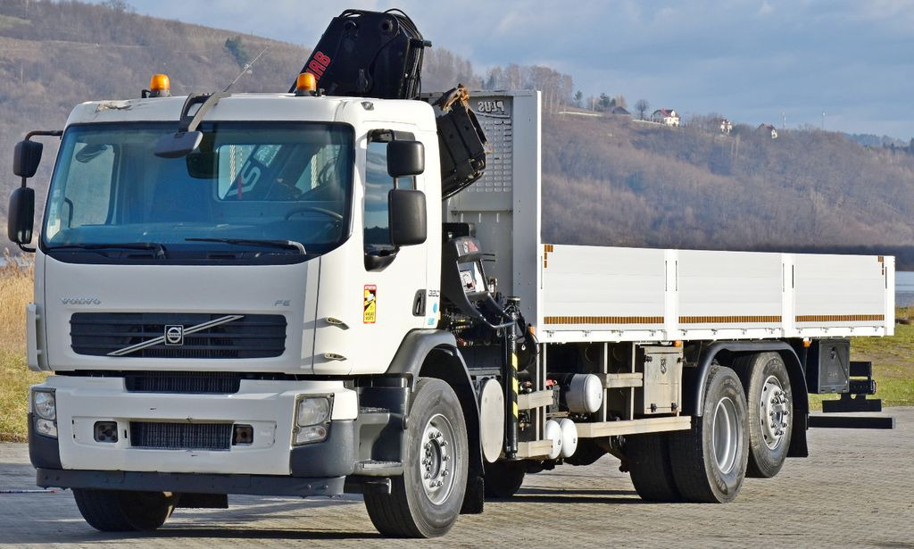 Volvo FE 320 Pritsche 8,00 m + KRAN + FUNK*TOPZUSTAND - Crane truck, Dropside/ Flatbed truck: picture 3 Volvo FE 320 Pritsche 8,00 m + KRAN + FUNK*TOPZUSTAND - Crane truck, Dropside/ Flatbed truck: picture 3