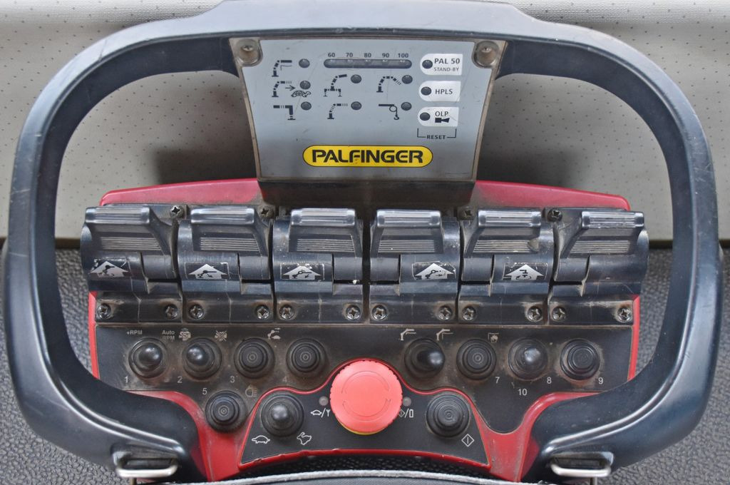 Crane truck, Tipper Volvo FMX 370 PRITSCHE 6,60m *PK 16001 - KB+FUNK/6x4 Volvo FMX 370 PRITSCHE 6,60m *PK 16001 - KB+FUNK/6x4: picture 13