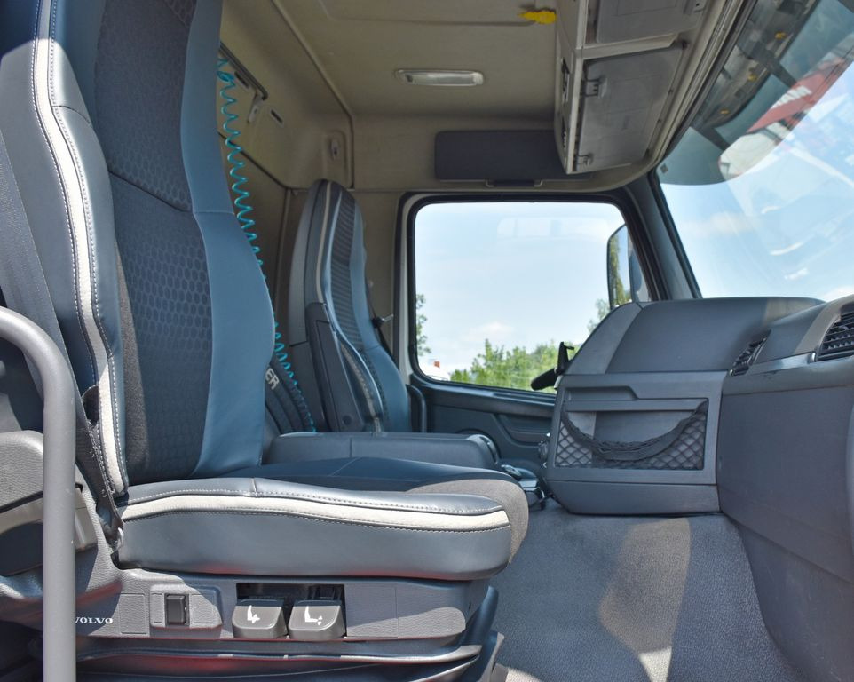 Crane truck, Tipper Volvo FMX 370 PRITSCHE 6,60m *PK 16001 - KB+FUNK/6x4 Volvo FMX 370 PRITSCHE 6,60m *PK 16001 - KB+FUNK/6x4: picture 11