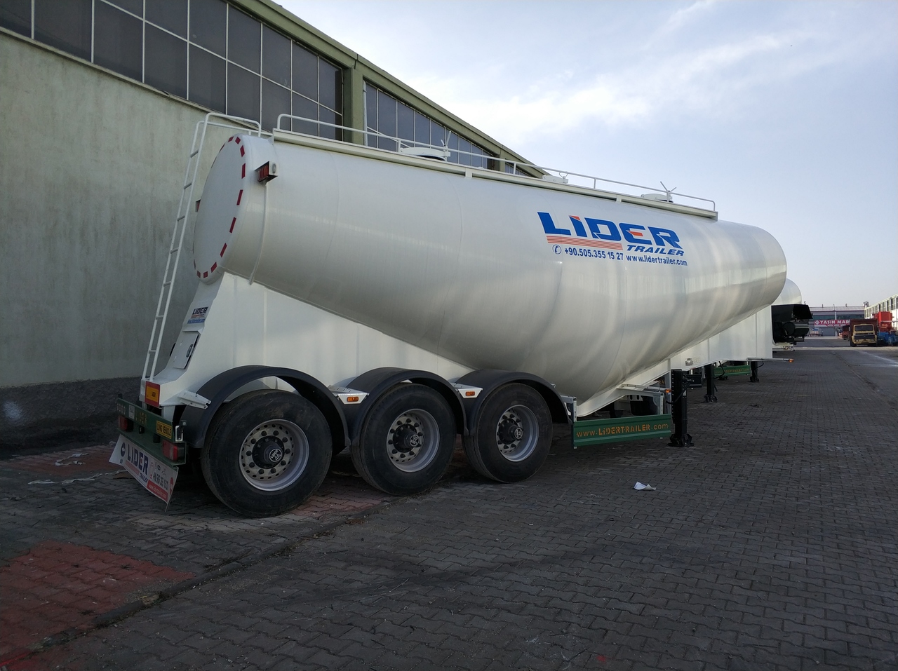 New Tank semi-trailer for transportation of cement LIDER 2024 MODEL NEW CEMENT TANKER: picture 13