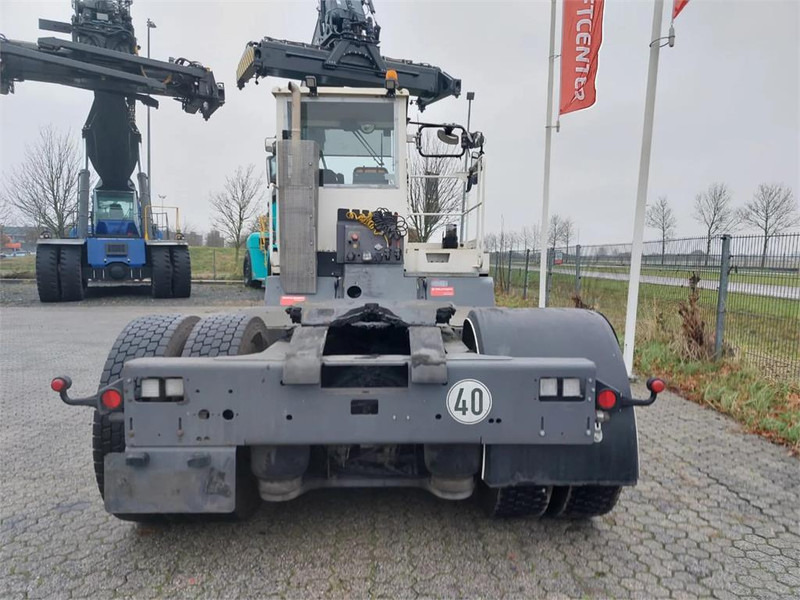 Mafi T225D - Terminal tractor: picture 5 Mafi T225D - Terminal tractor: picture 5