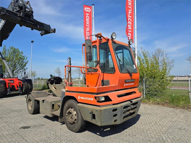Terberg YT182 - Terminal tractor: picture 1 Terberg YT182 - Terminal tractor: picture 1