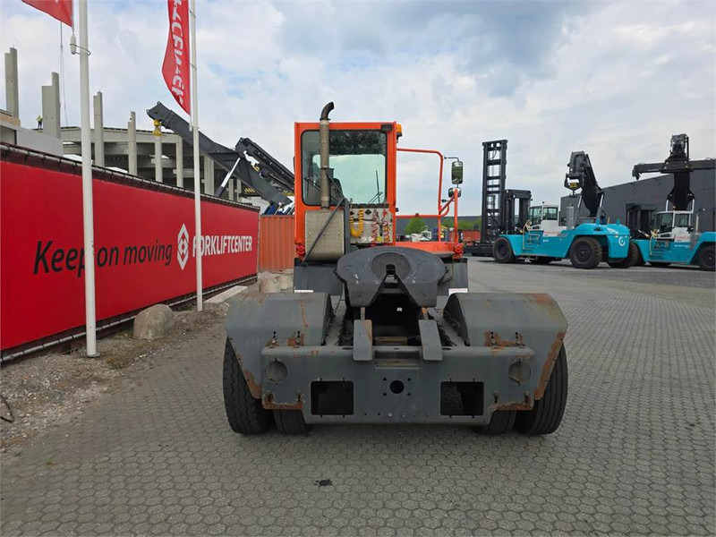 Terberg YT182 - Terminal tractor: picture 5 Terberg YT182 - Terminal tractor: picture 5