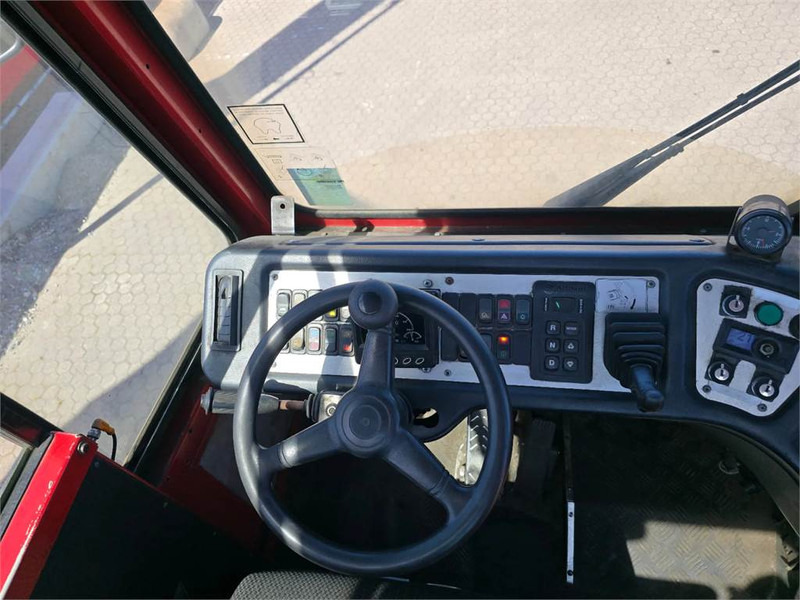 Terminal tractor Terberg YT222: picture 19