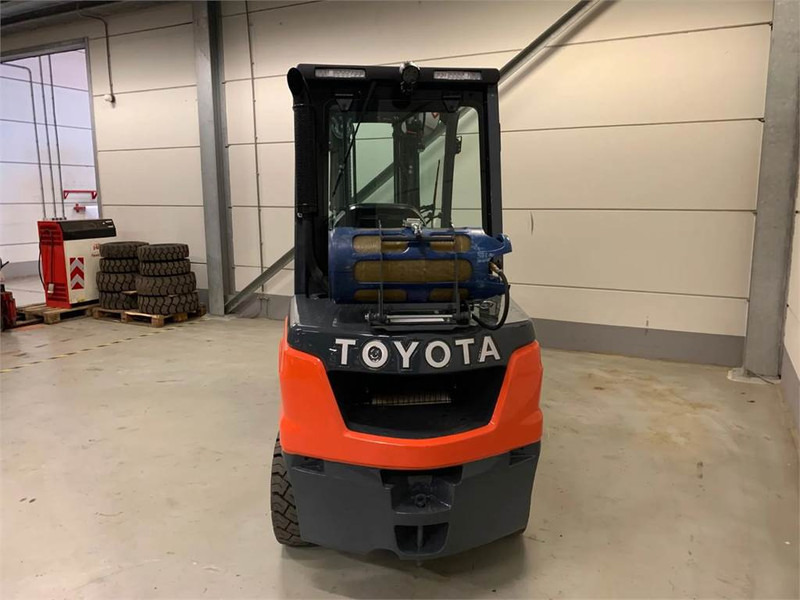 LPG forklift Toyota 02-8FGJF35: picture 8 LPG forklift Toyota 02-8FGJF35: picture 8