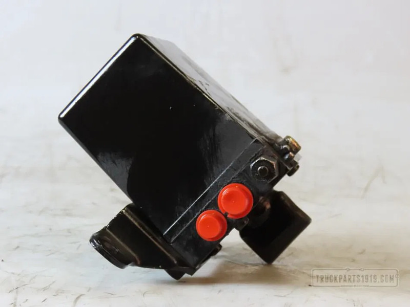 DAF 1914281 | Kantelpomp cabine - Hydraulics for Truck: picture 2 DAF 1914281 | Kantelpomp cabine - Hydraulics for Truck: picture 2