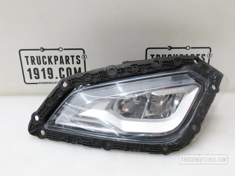 DAF 2189111 Lighting Skylight Li. XG - Lights/ Lighting for Truck: picture 1 DAF 2189111 Lighting Skylight Li. XG - Lights/ Lighting for Truck: picture 1