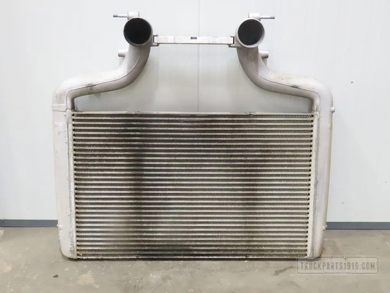 DAF 2204692 | Interkoeler CF - Radiator for Truck: picture 1 DAF 2204692 | Interkoeler CF - Radiator for Truck: picture 1