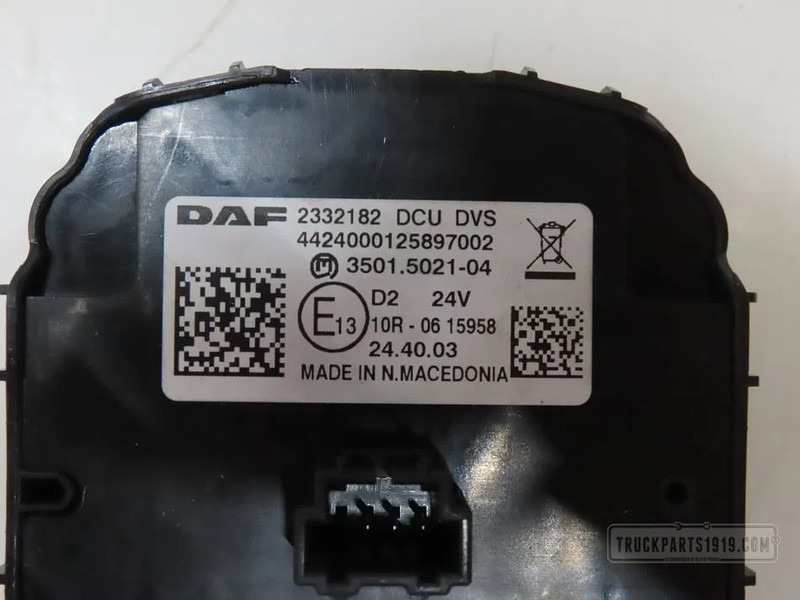 DAF 2332182 Raamschakelaar Li. - Dashboard for Truck: picture 2 DAF 2332182 Raamschakelaar Li. - Dashboard for Truck: picture 2