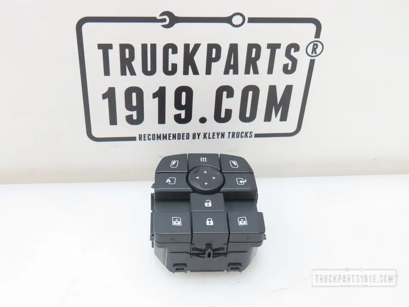 DAF 2332182 Raamschakelaar Li. - Dashboard for Truck: picture 1 DAF 2332182 Raamschakelaar Li. - Dashboard for Truck: picture 1